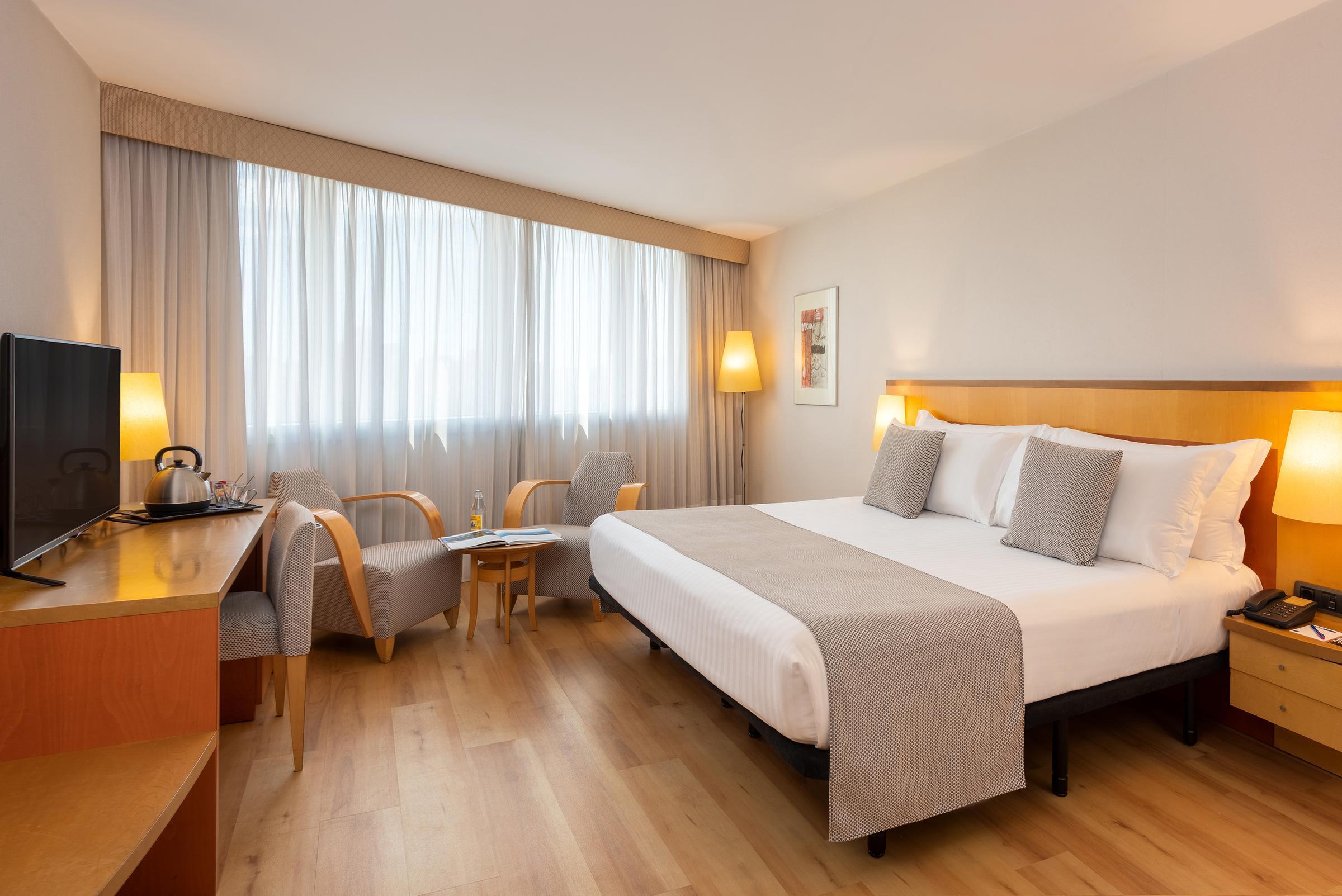 Hotel Castellon Center Affiliated By Melia Castellón de la Plana Dış mekan fotoğraf