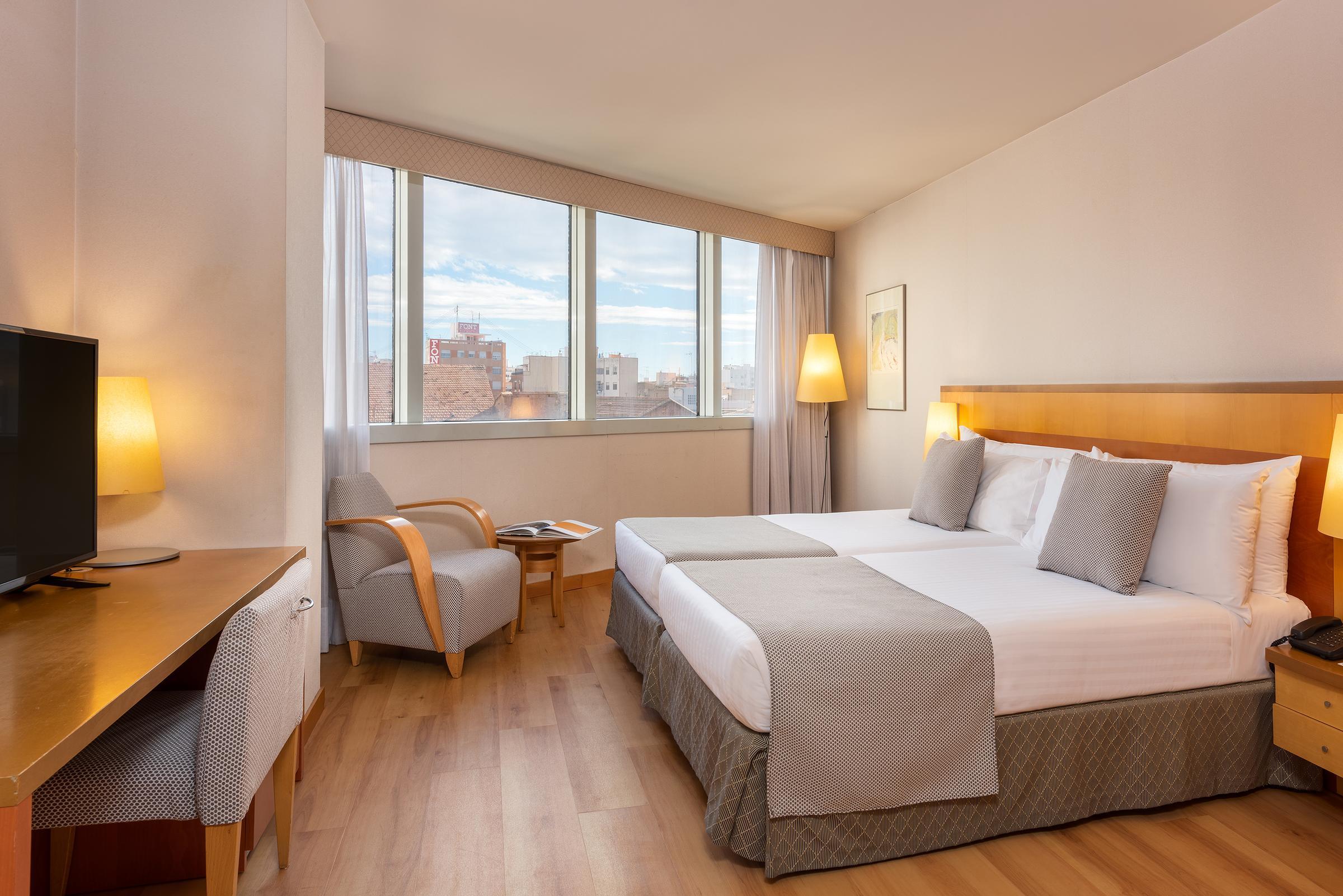 Hotel Castellon Center Affiliated By Melia Castellón de la Plana Dış mekan fotoğraf