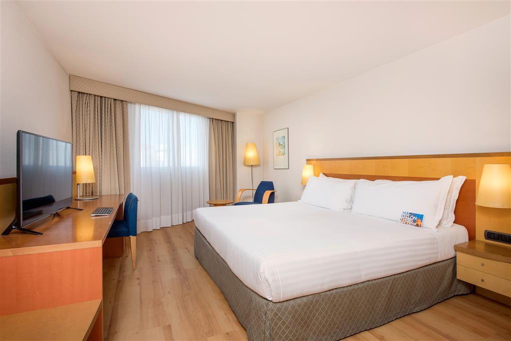 Hotel Castellon Center Affiliated By Melia Castellón de la Plana Dış mekan fotoğraf