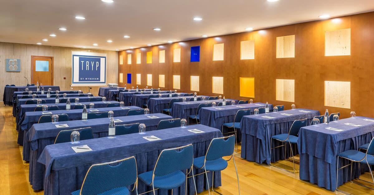 Hotel Castellon Center Affiliated By Melia Castellón de la Plana Dış mekan fotoğraf