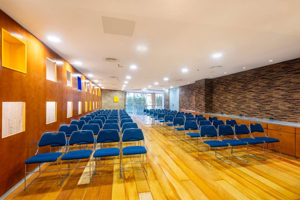 Hotel Castellon Center Affiliated By Melia Castellón de la Plana Konforlar fotoğraf
