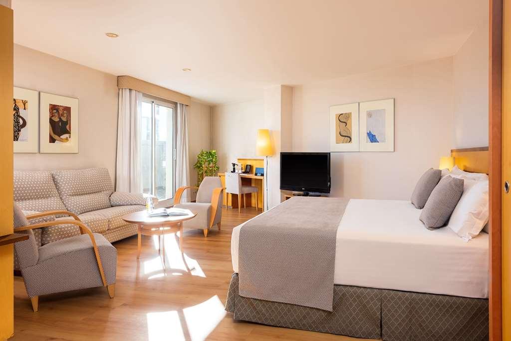 Hotel Castellon Center Affiliated By Melia Castellón de la Plana Oda fotoğraf