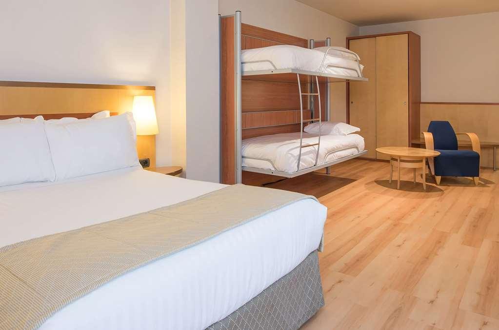 Hotel Castellon Center Affiliated By Melia Castellón de la Plana Oda fotoğraf
